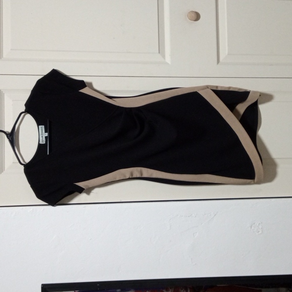 Almost Famous__black&tan dress